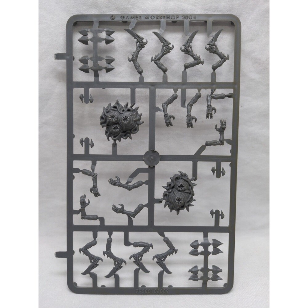 Tryanid Genestealer Warhammer 40k Sprue 2004